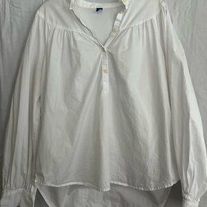 Old Navy White Button-Up Blouse
